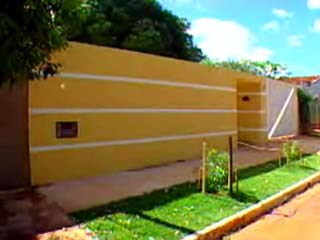 Featured image of post Casas Modernas Muros Simples E Bonitos Existem muitos modelos de muros e fachadas para