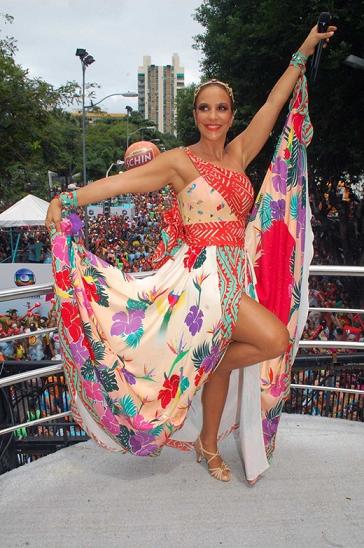 Looks para o Carnaval 2013: Fotos, Modelos